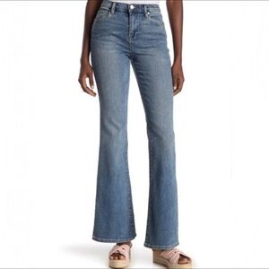 Blank NYC The Waverly Flare Jeans in light Blue
